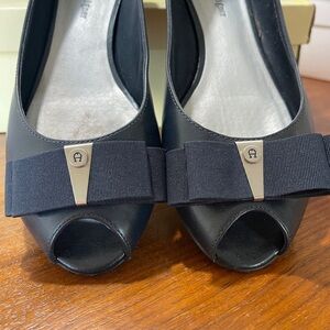 Size 7 Eitenne Aigner Navy Blue Leather Peep Toe Flat